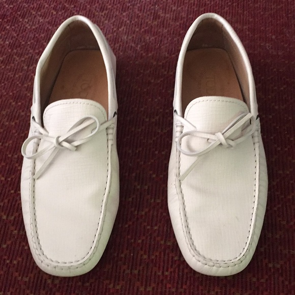 Men’s TOD’S Driving Shoes - Picture 2 of 6